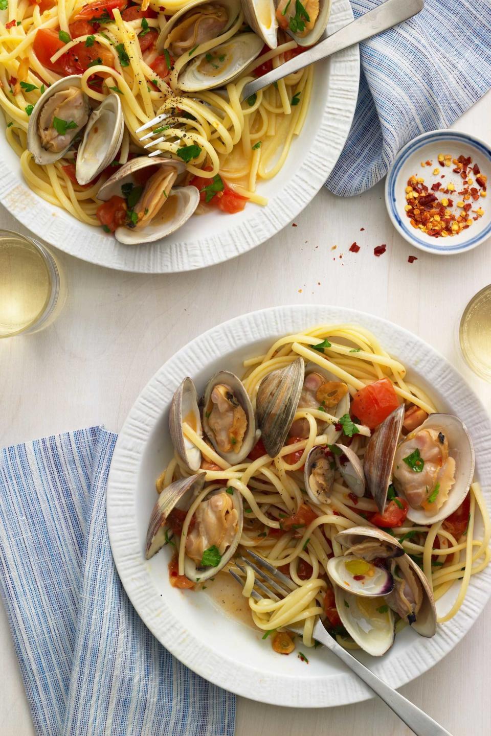 Linguine and Clam Sauce