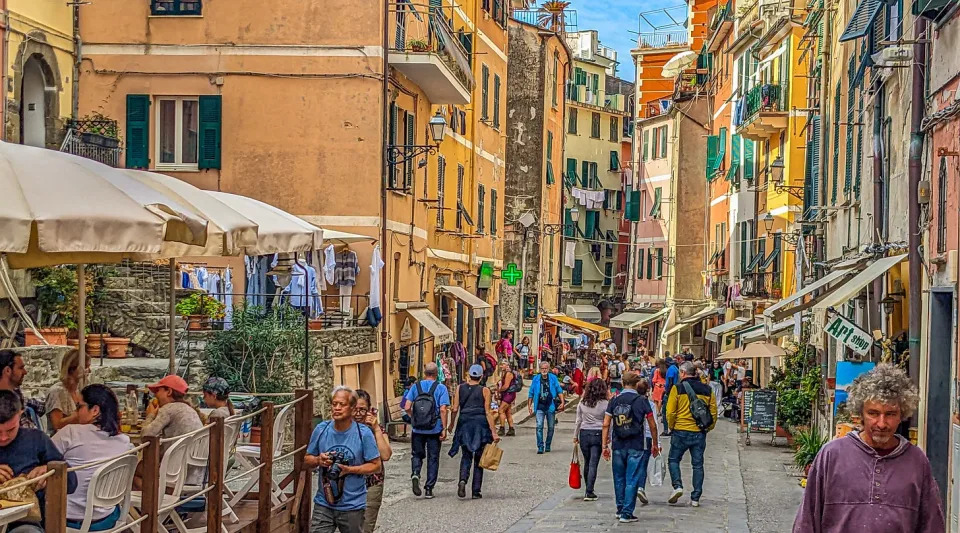 The narrow streets of town are packed with tourists