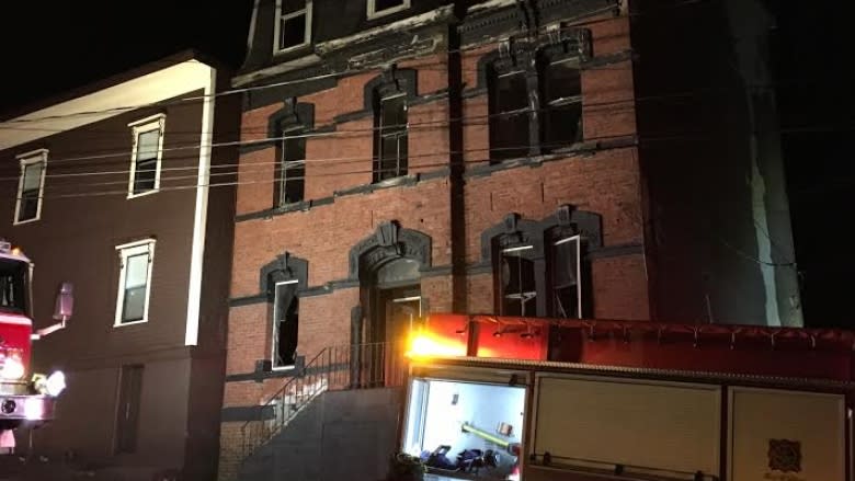 Fire in uptown Saint John causes power, traffic disruptions