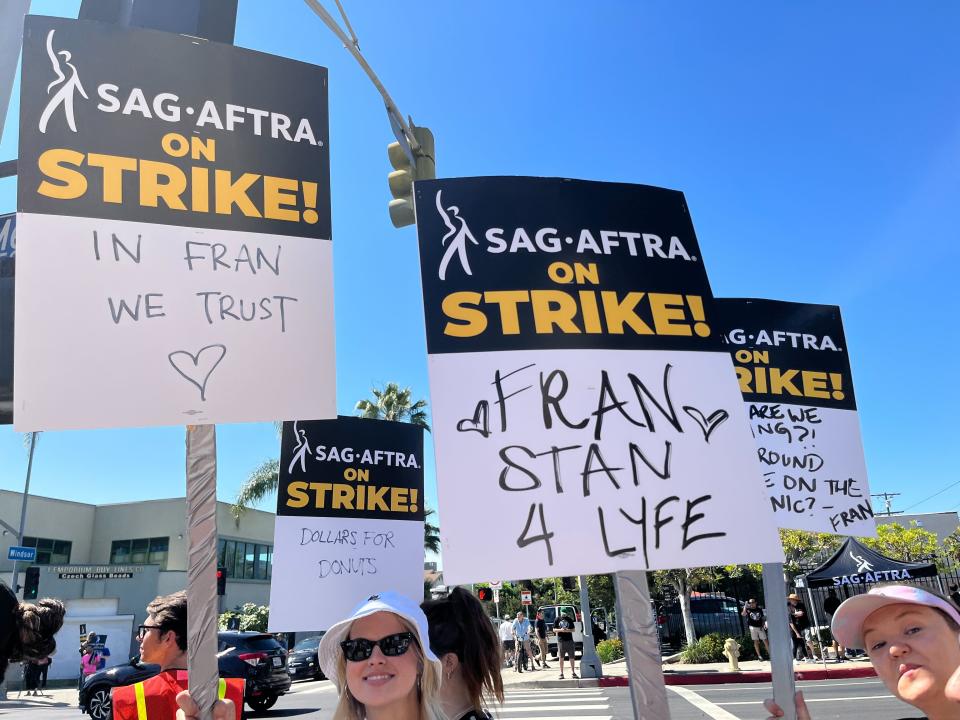 SAG-AFTRA Picket Signage