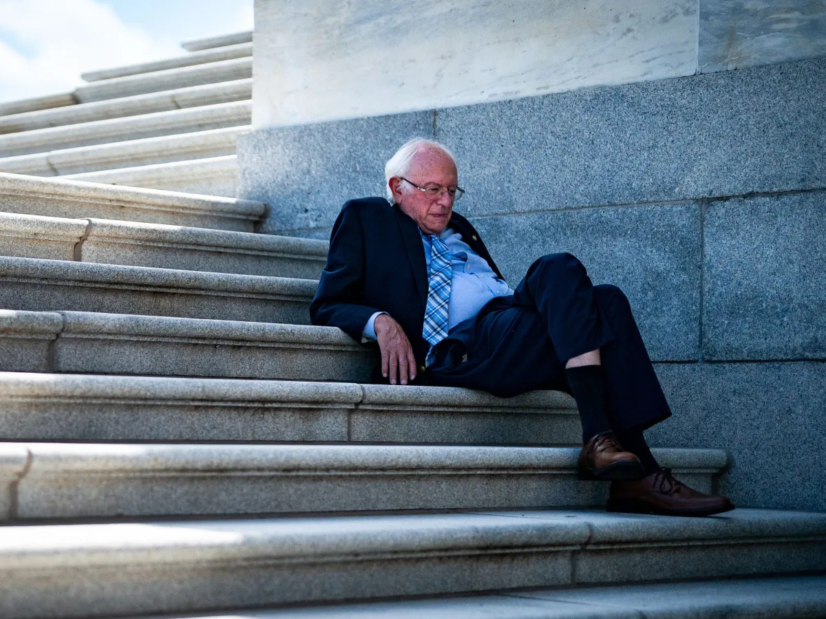 Sen. Bernie Sanders sitting on the Senate steps leads to comparisons to a classi..