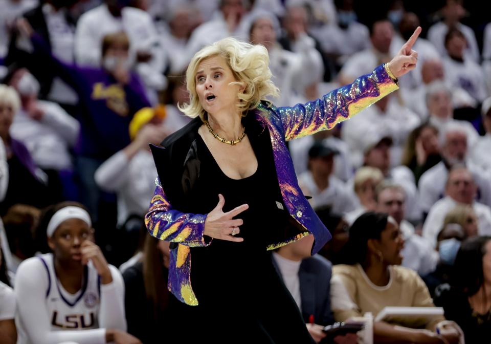 Kim Mulkey's Coca-Cola jacket, outfit draw attention in LSU vs. South ...