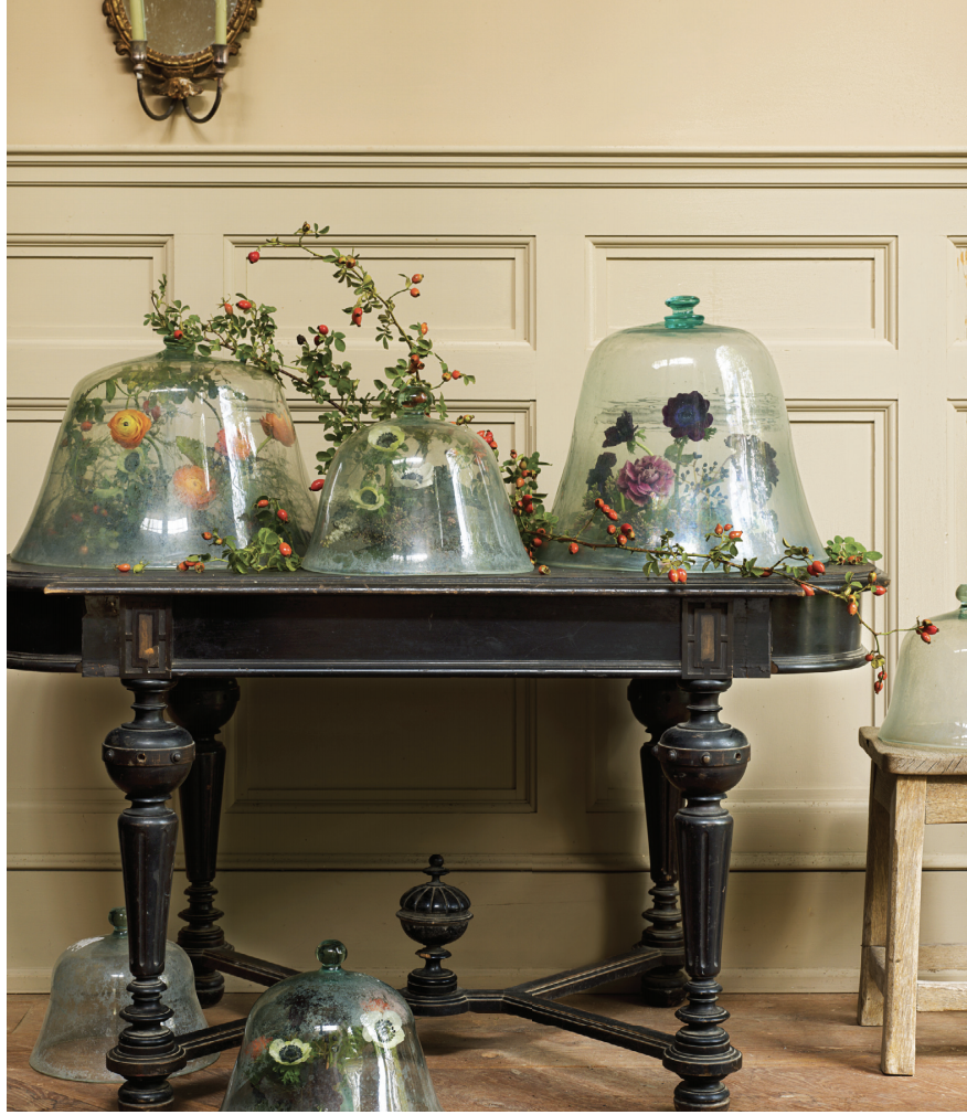 <p>Tired of traditional floral arrangements? Create mini still-life moments with cloches for a <em>Secret Garden</em>-inspired Thanksgiving table.</p>