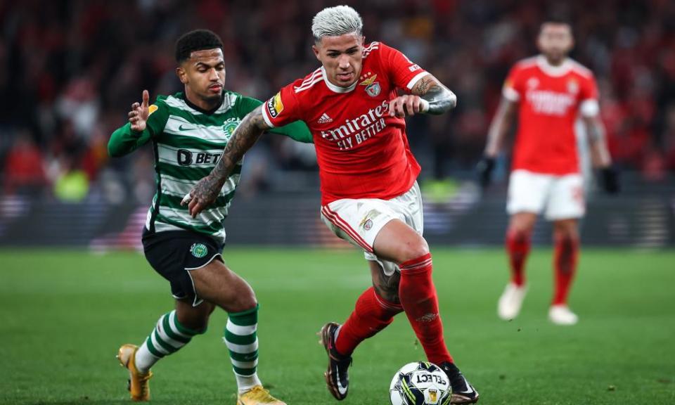 Benfica’s Enzo Fernández in action against Sporting CP’s Marcus Edwards.