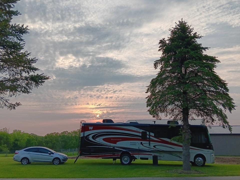 Sunrise over our RV at the Harvest Host H&P Family Farms in Angola, Indiana (Simon and Susan Veness)