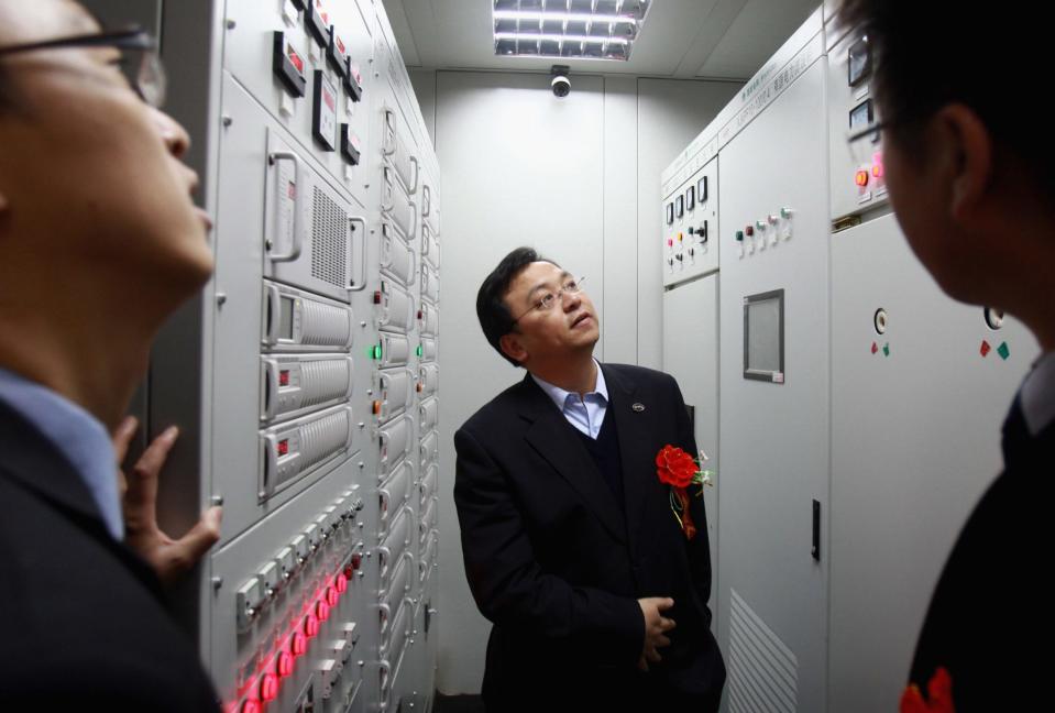 Chuanfu hat einen Master in Batterietechnik. - Copyright: China Photos / Getty