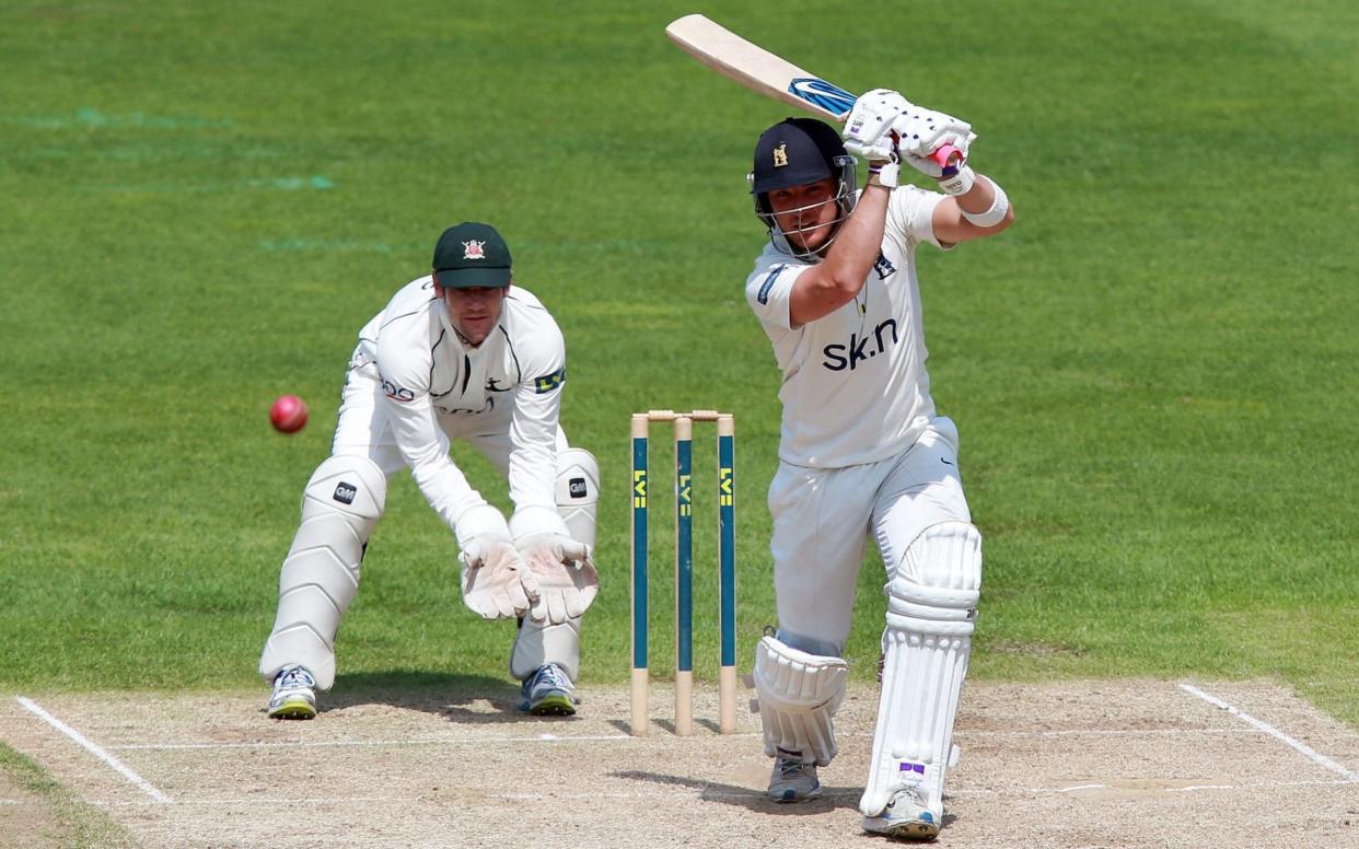 V=County Championship - Division One - Warwickshire v Nottinghamshire 