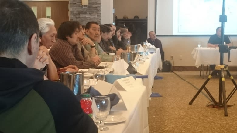 Communities struggle to provide input on Nunavut's land use plan, says Iqaluit mayor