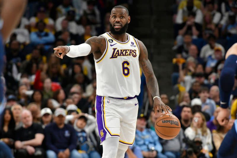 ▲「詹皇」LeBron James在今日賽後盛讚隊友八村壘的表現。（圖／美聯社／達志影像）