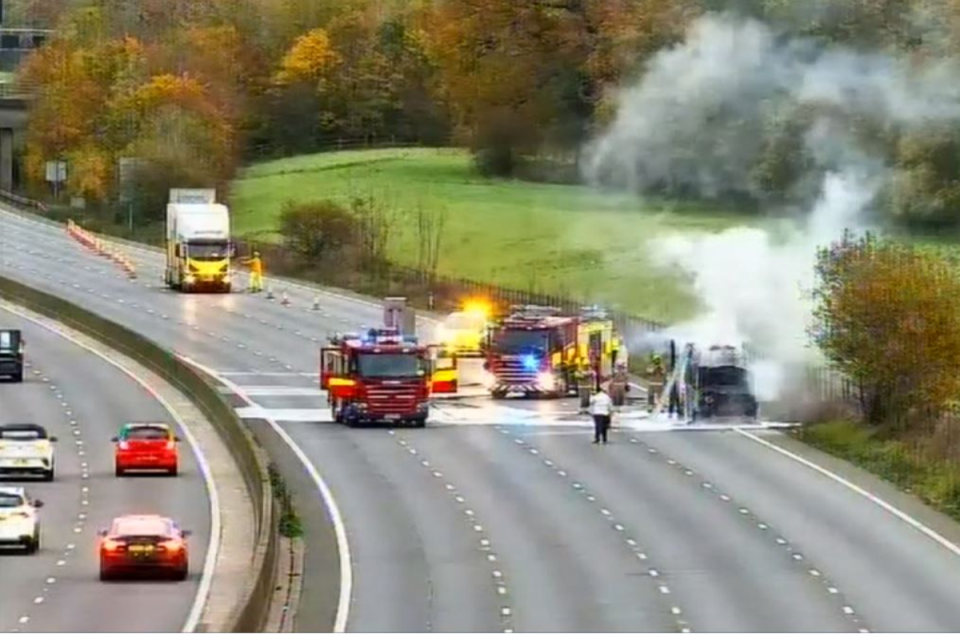 Traffic has temporarily stopped on the #M25 clockwise between J5 (#Maidstone) and J6 (#Eastbourne) due to a vehicle fire. (National Highways)