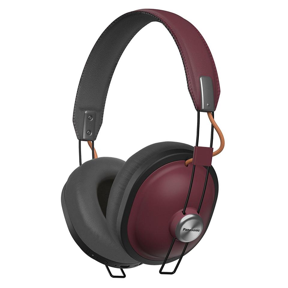 9) Panasonic RP-HTX80B Wireless Headphones