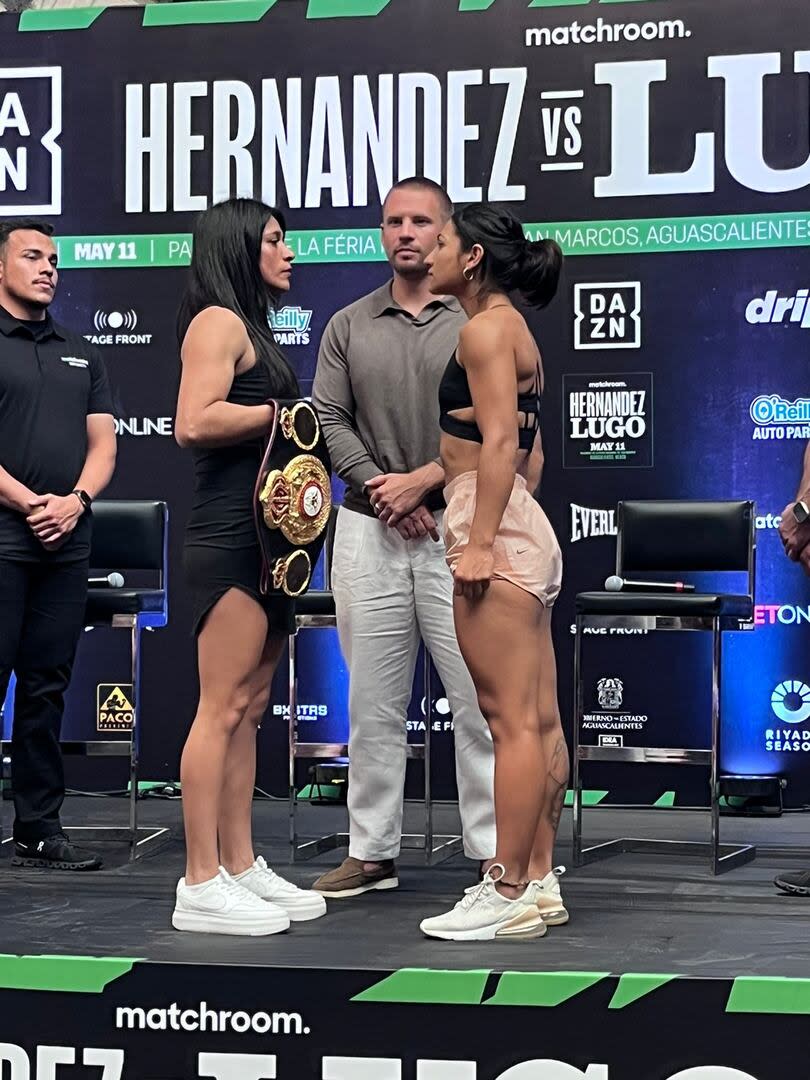 Frente a frente, Nazarena Romero (derecha) y la mexicana Erika Cruz