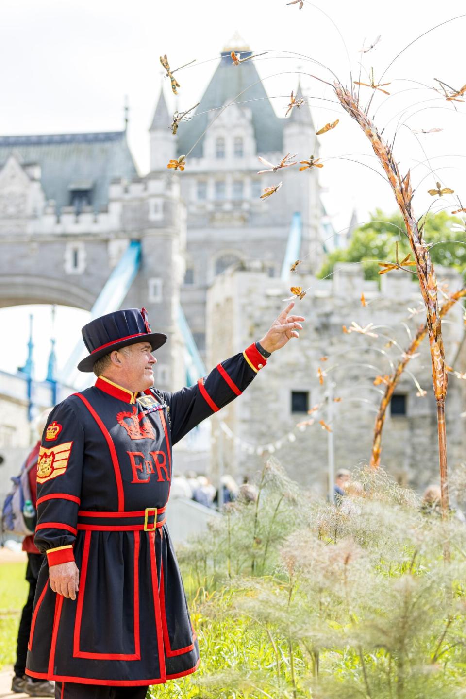Tower of London Unveils Floral Garden to Celebrate Queen Elizabeth's Platinum Jubilee — in Its Moat! . SUPERBLOOM IMAGES AVAILABLE FOR FREE EDITORIAL USE. NO LIBRARY RIGHTS. CREDIT: © HISTORIC ROYAL PALACES.