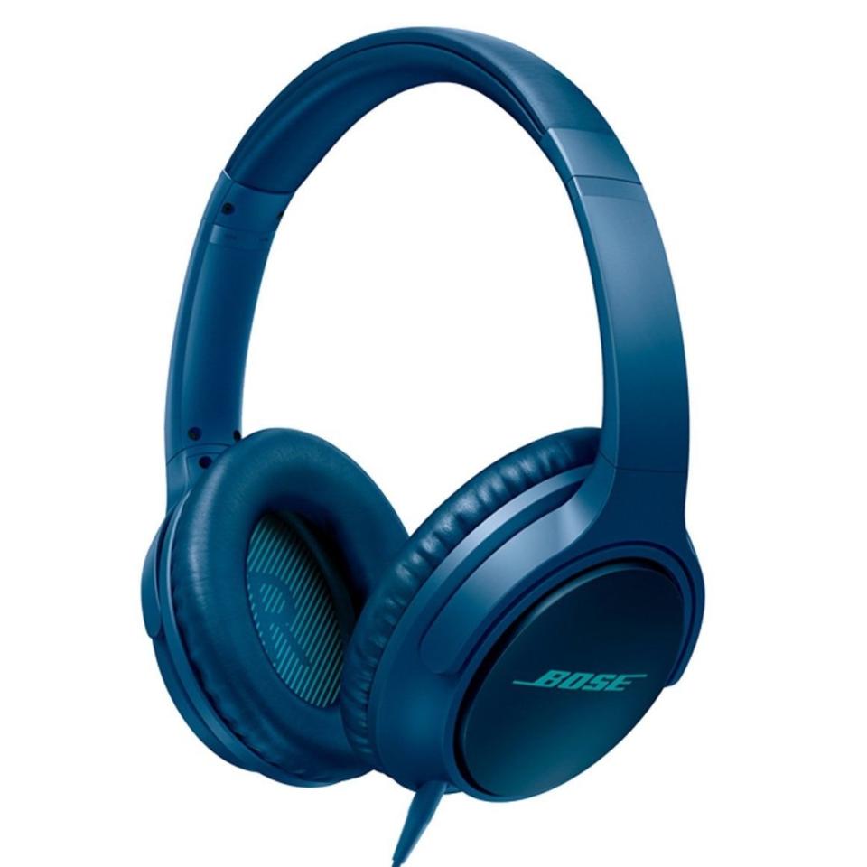 3) Bose SoundTrue II