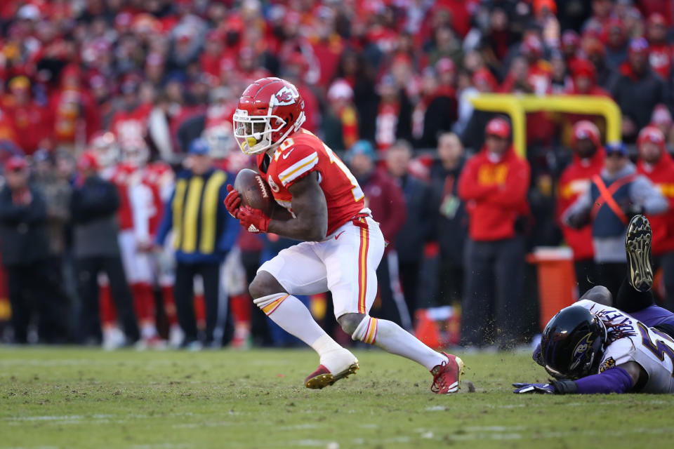 Tyreek Hill made a 48-yard reception on fourth down to help save the Chiefs on Sunday against the Ravens. (Getty Images)