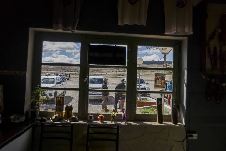 La pulpería de Bajo Caracoles es un refugio en medio de la solitaria estepa patagónica