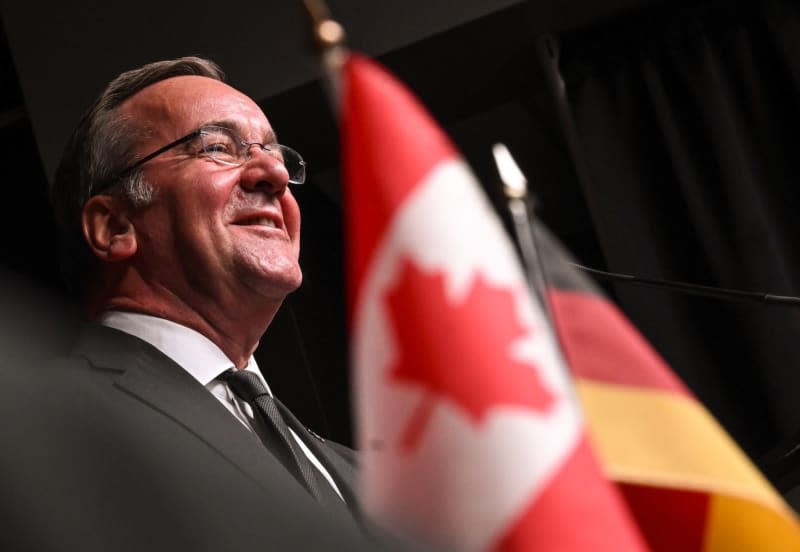 Boris Pistorius, German Defense Minister, speaks during a joint press conference with Canadian Defense Minister Bill Blair following their meeting in Ottawa.  Britta Pedersen/dpa