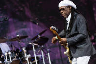 <p>Der legendäre Musiker und Produzent Nile Rodgers, der unter anderem die Disco-Hits „We Are Family“, „Le Freak“ und „Upside Down“ komponierte, schrieb auf Twitter: „Lieber Tim, mein herzlichstes Beileid deiner Familie. Du warst mein kleiner Bruder. Für immer Liebe.“ In einem zweiten Tweet schrieb Rodgers: „Ich weine in einem Flugzeug. Ich hoffe, ich mache meine Mitreisenden nicht nervös.“ (Bild: Getty Images) </p>