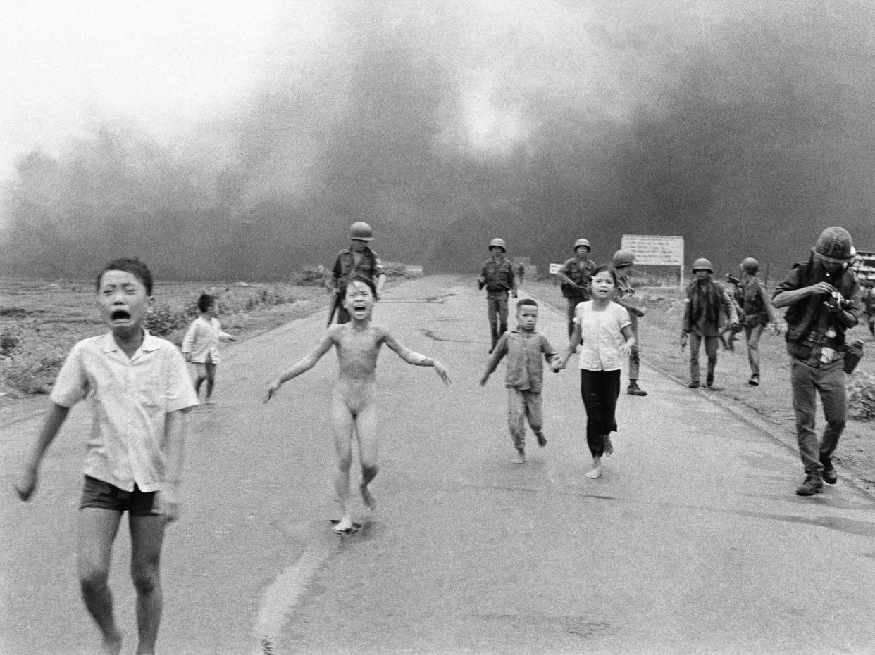 vietnam war nick ut napalm girl photo pullitzer