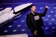 <p>Tesla va più che bene e Musk ne approfitta: secondo posto con 181 milardi di dollari di patrimonio (REUTERS/Hannibal Hanschke/Pool)</p> 