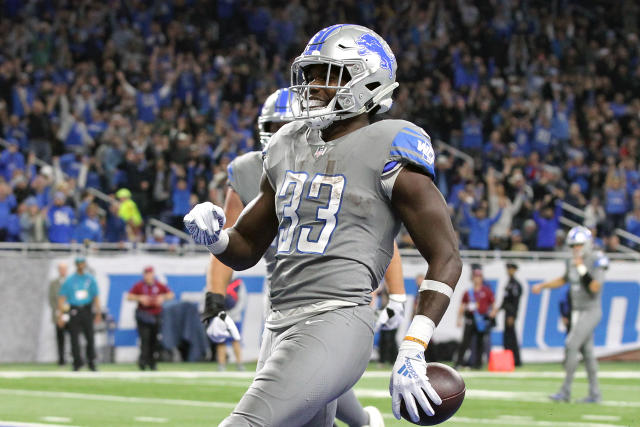 Detroit Lions running back Kerryon Johnson (33) in the first half