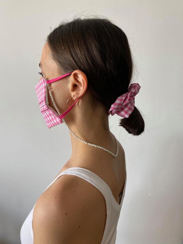 NohemnByNohelia + Face Mask Holder