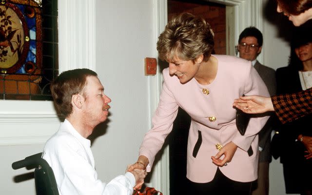 She Shook Hands With AIDS Patients