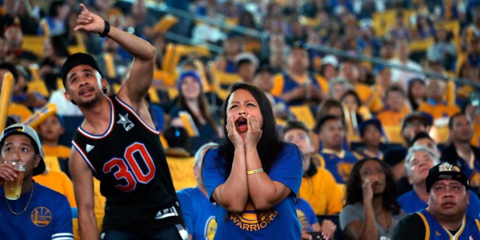 warriors fans