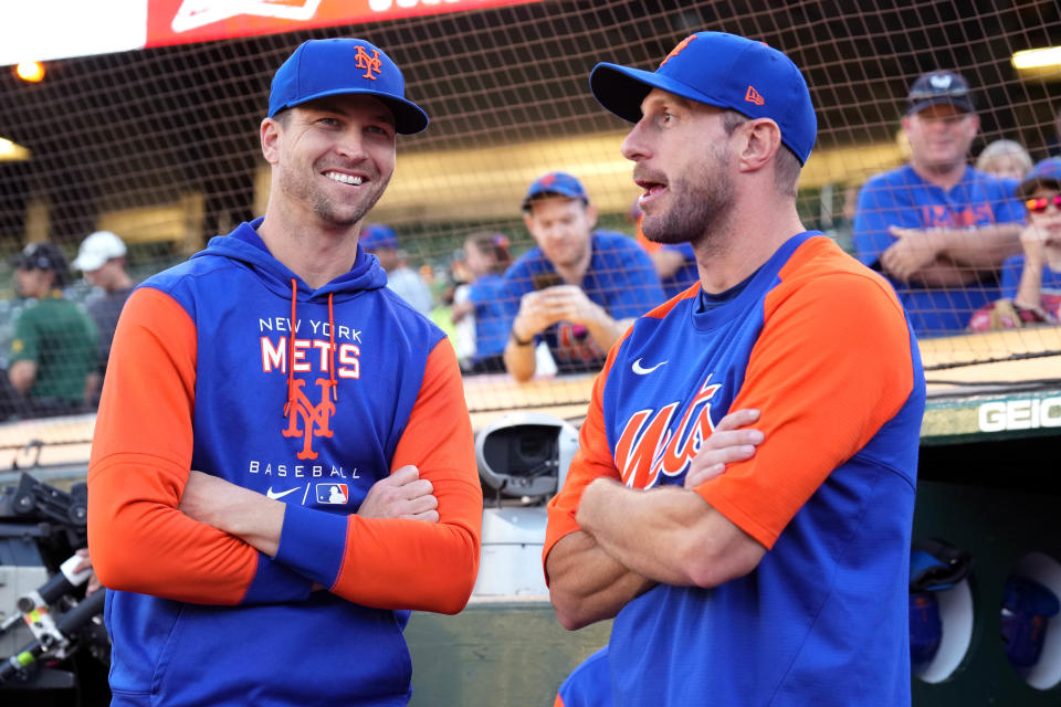 Jacob deGrom and Max Scherzer will start the first two games of the wild-card series.