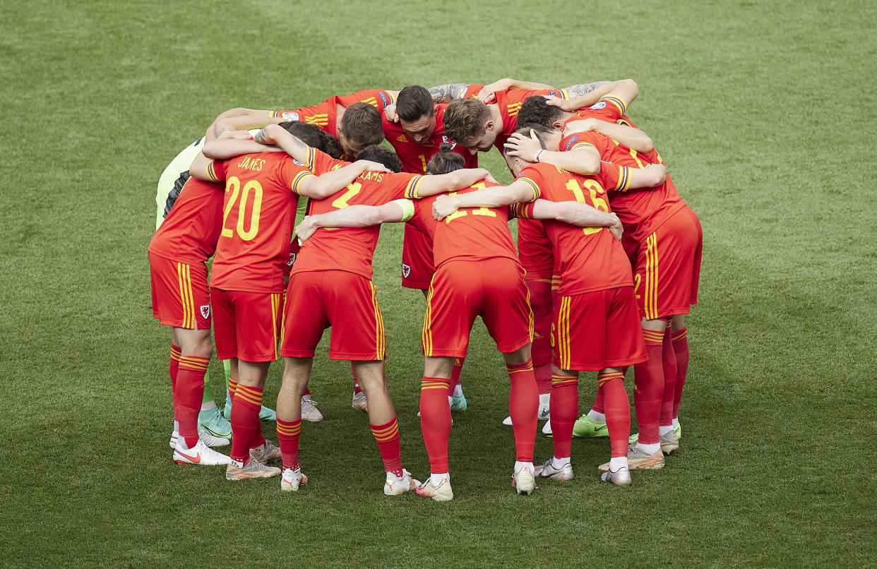 ROME, ITALY - JUNE 20: Players of Wales during the UEFA Euro 2020 Championship Group A match between Italy and Wales at Olimpico Stadium on June 20, 2021 in Rome, Italy. (Photo by Emmanuele Ciancaglini/Quality Sport Images/Getty Images)