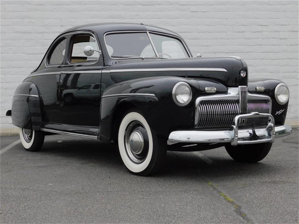 Jim Stark had a 1942 Ford like this one.