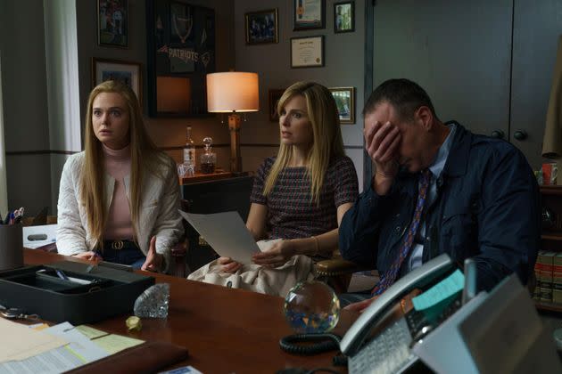 Michelle Carter (Elle Fanning) with her parents, Gail Carter (Cara Buono) and David Carter (Kai Lennox), in 