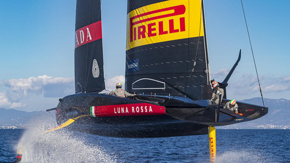 Prada Luna Rossa