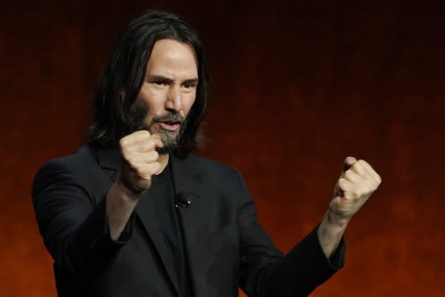 Com 'John Wick: Baba Yaga', Keanu Reeves defende o cinema