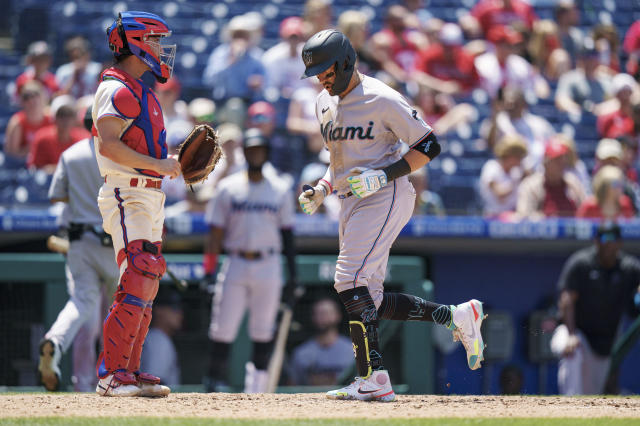 Stallings hits go-ahead double, Arraez homers twice in Marlins' 9-6 win  over Braves Florida & Sun News - Bally Sports