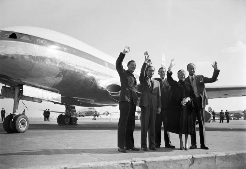 the first commercial flight of the de Havilland DH 106 Comet 1, the world's first jetliner, of the British company BOAC.