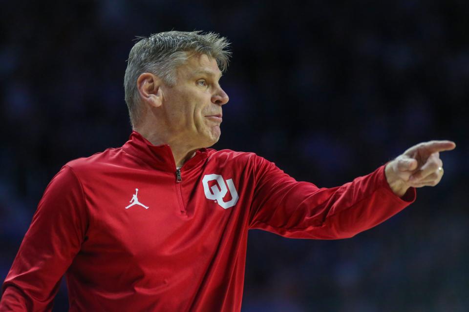 Jan 30, 2024; Manhattan, Kansas, USA; Oklahoma Sooners head coach Porter Moser instructs his team during the first half against the Kansas State Wildcats at Bramlage Coliseum. Mandatory Credit: Scott Sewell-USA TODAY Sports