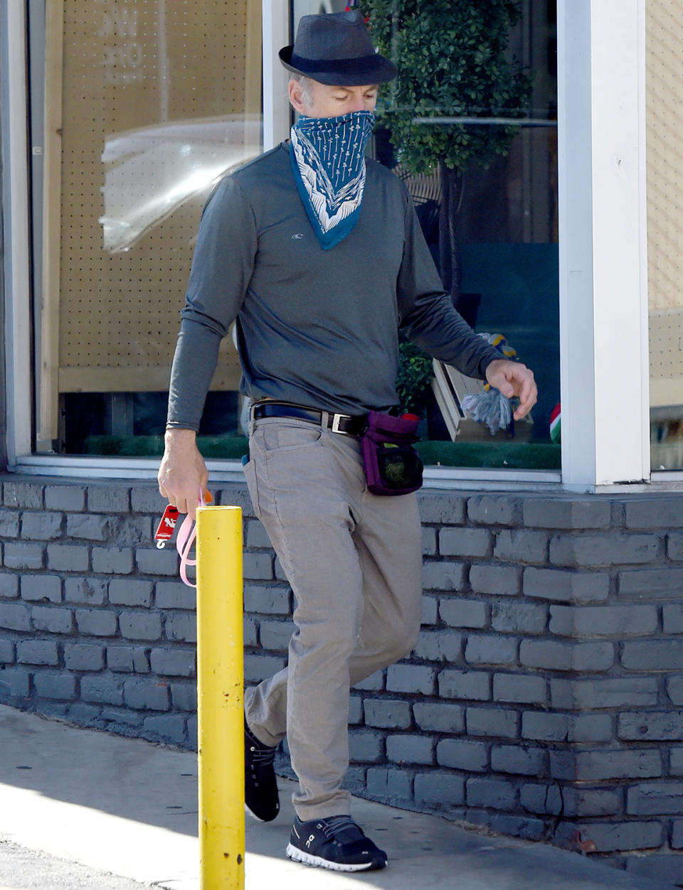 <p>Bob Odenkirk wears a hat and bandana for an outing to his local pet store to grab a few items on Monday in L.A.</p>