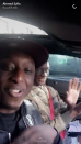 <p>Dans la voiture au moment des résultats du scrutin, Ahmed Sylla et un ami se sont carrément laissés aller à une danse de la joie. </p>