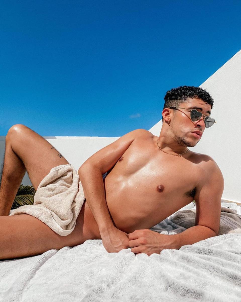 Sun's Out Buns Out! Bad Bunny Sunbathes in the Nude as He Practices Social  Distancing