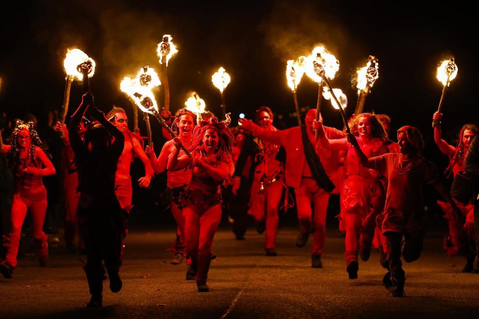 Samhuinn Fire Festival Edinburgh in pictures hundreds gather to mark