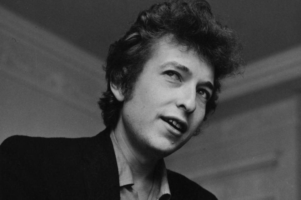 Bob Dylan: Robert Zimmerman legally changed his name to Bob Dylan in 1962. (Evening Standard/Getty Images)
