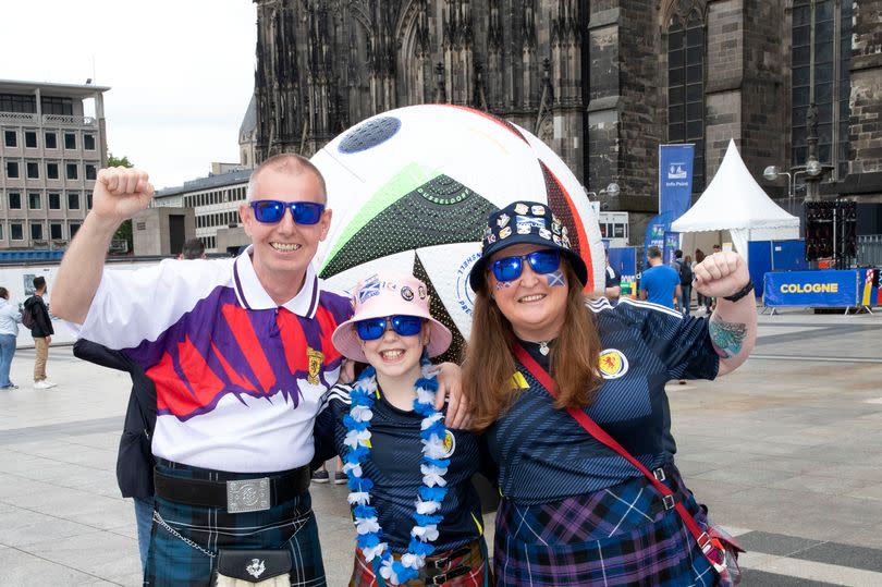 Eilish Meaney with dad Paddy and mum Steph