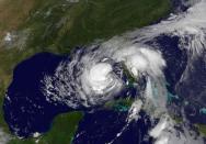 La tormenta tropical Isaac (c) amenaza la ciudad de Luisiana y otras zonas del Golfo de México este lunes 27 de agosto, como muestra esta imagen de la Administración Nacional Oceánica y Atmosférica (NOAA). (AFP/Noaa/GoesProject | )