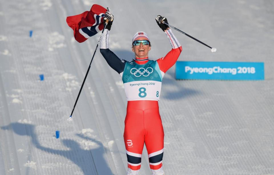 Hierzulande kennen sie die Wintersportfreude, in ihrer Heimat ist sie ein Superstar: 15 Medaillen holte sie bei Olympia, darunter acht goldene - Marit Bjoergen ist damit die erfolgreichste Winterolympionikin aller Zeiten. Die zweifache Mutter beendete ihre Karriere als Langläuferin 2018. (Bild: 2018 Getty Images/Matthias Hangst)