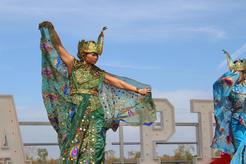 Yanti Wyatt and Dian Smith perform the Tari Marek or Peacock Dance, a tradition originating from Bandung, West Java, Indonesia. The two both came from the same city. Savannah AAPI Festival 2022.