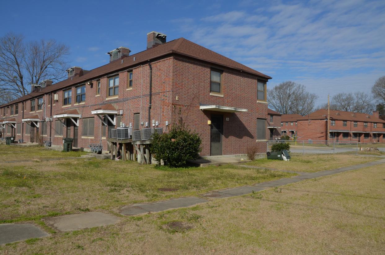 Plans for the Trent Court housing development, which was severely impacted by Hurricane Florence, call for the demolition of the site’s 12 vacant buildings following an environmental review process.