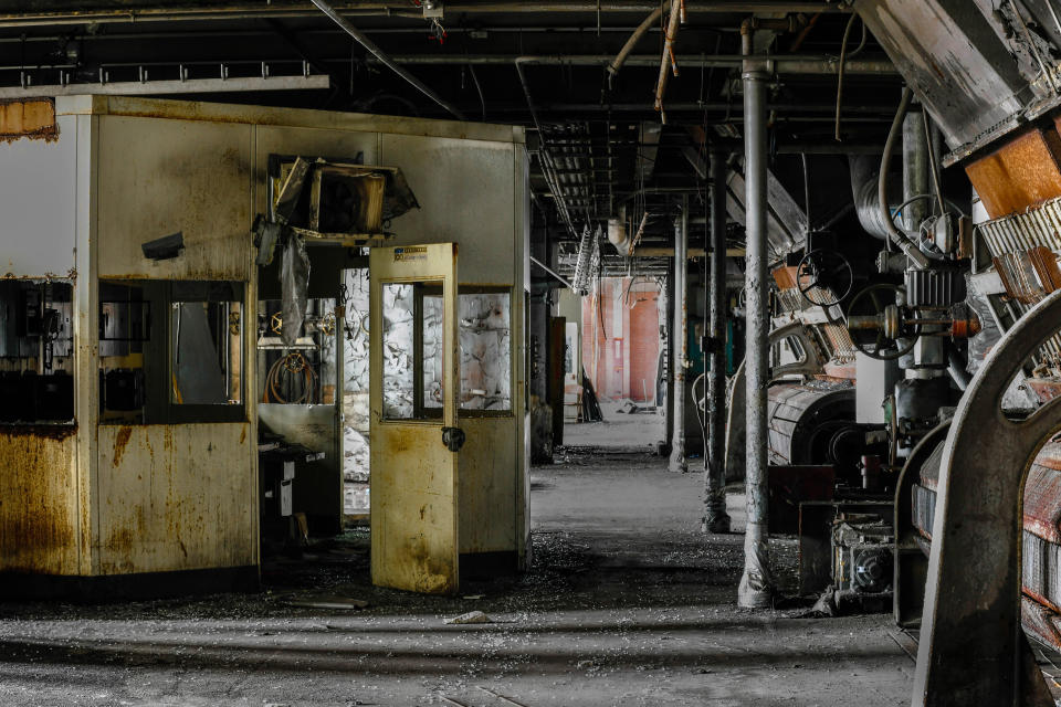 Photographer documents once-vibrant industrial operations now abandoned