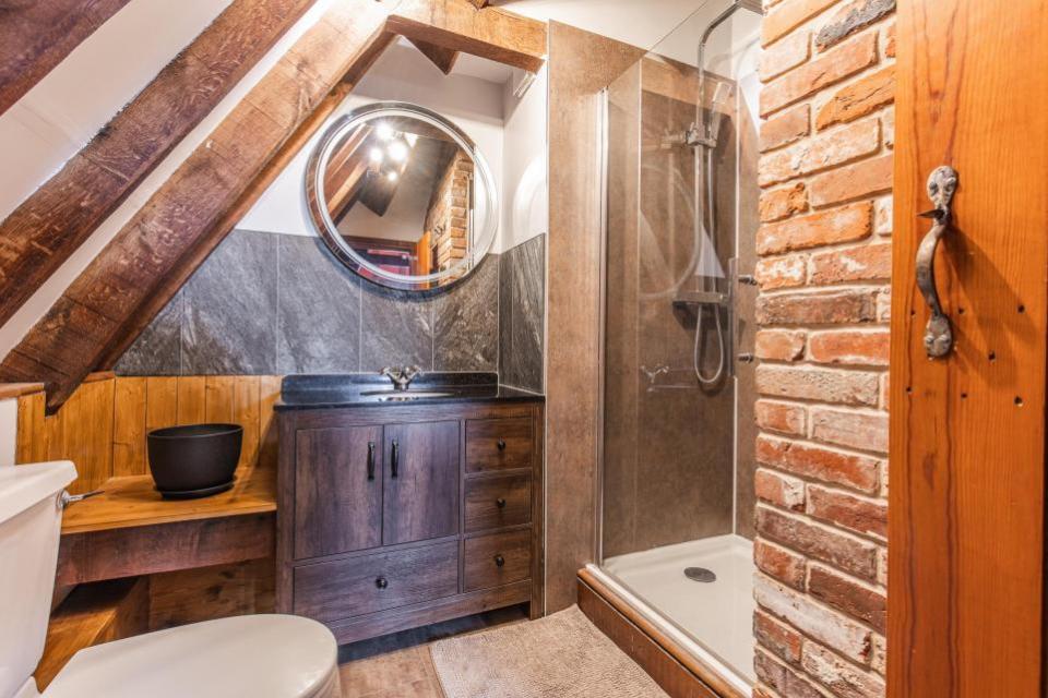 Eastern Daily Press: The en-suite shower room