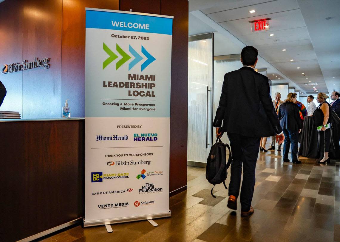 Attendees arrive for the Miami Leadership Local conference at Bilzen Sumberg in Miami on Friday, October 27, 2023. Al Diaz/adiaz@miamiherald.com